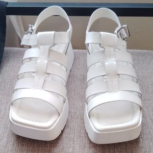 Chic White Platform Sandals